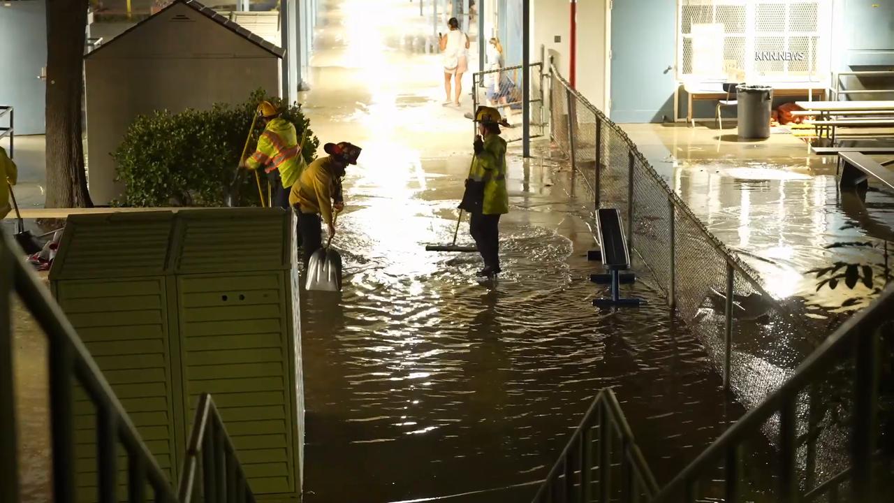 Video thumbnail for US, Los Angeles: Granada Hills Water Main Break Floods School Classrooms.