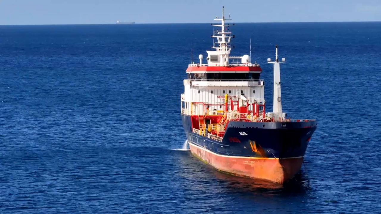 Video thumbnail for Türkiye: Commercial vessel ALSU remains anchored off Silivri following Marmara Sea collision.