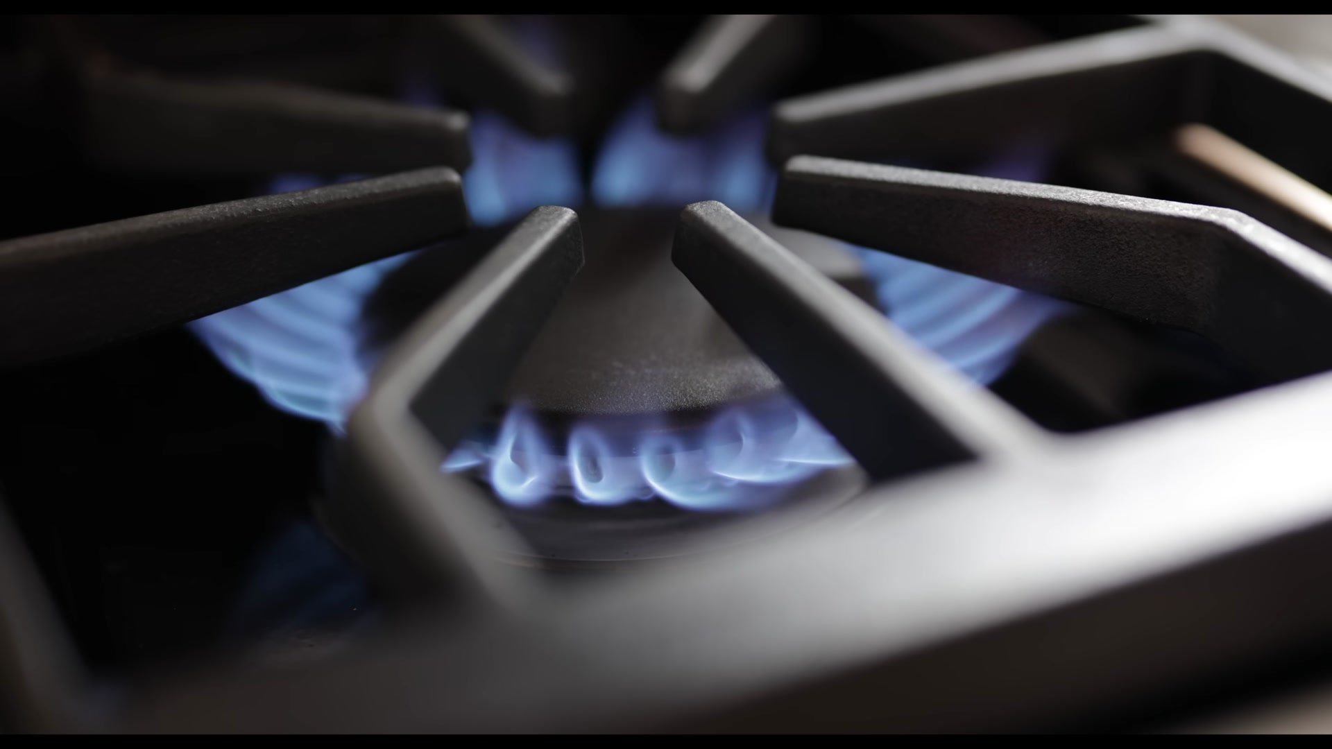 Video thumbnail for Middle Eastern Inspired QUINOA RECIPE ¦ Healthy Vegetarian & Vegan Meals (2160p 60fps AV1 128kbit AAC)