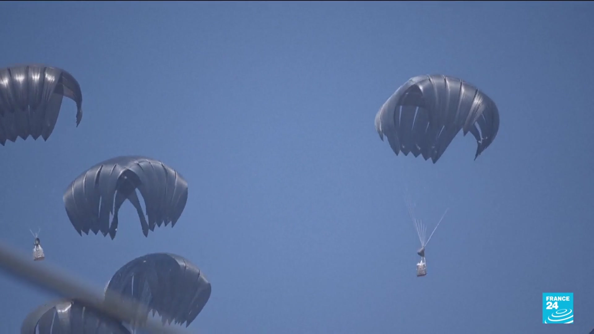 'Video thumbnail for War in Gaza: Israel says 120 trucks of aid distributed'