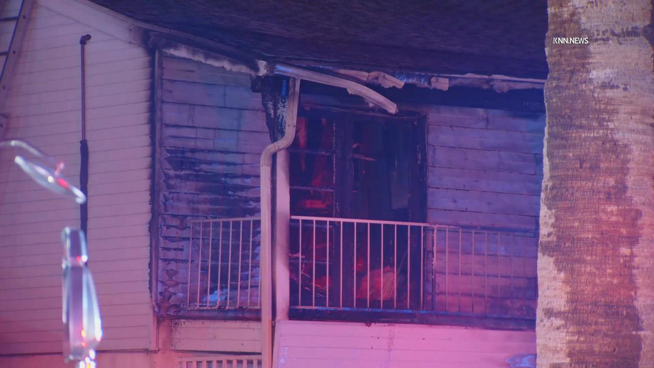 Video thumbnail for US, Phoenix: Phoenix Missouri Avenue House Fire.
