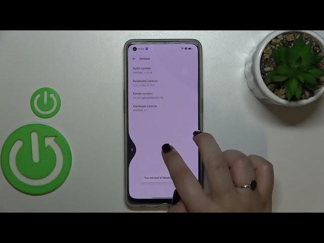 Video thumbnail for OPPO Reno 7 Lite - How To Activate Auto System Updates