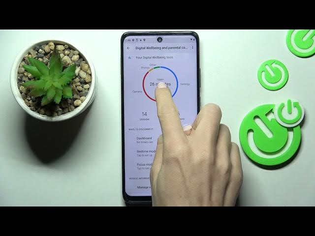 Video thumbnail for How to Check the Total Screen Time on the MOTOROLA One 5G Ace