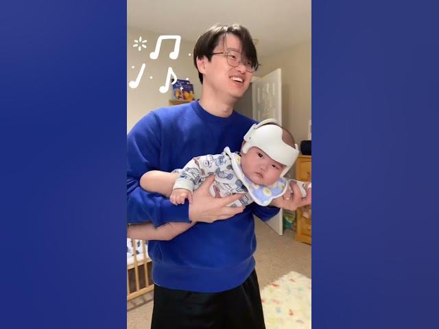 Video thumbnail for 아기 슈퍼맨.