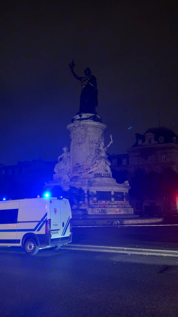 Video thumbnail for Eerily quiet as curfews come into effect across France
