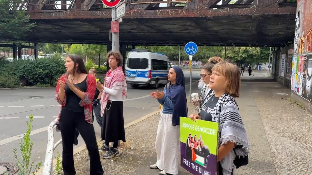 Video thumbnail for Germany: Police detain Pro-Palestinian protesters outside Rheinmetall’s Berlin office.