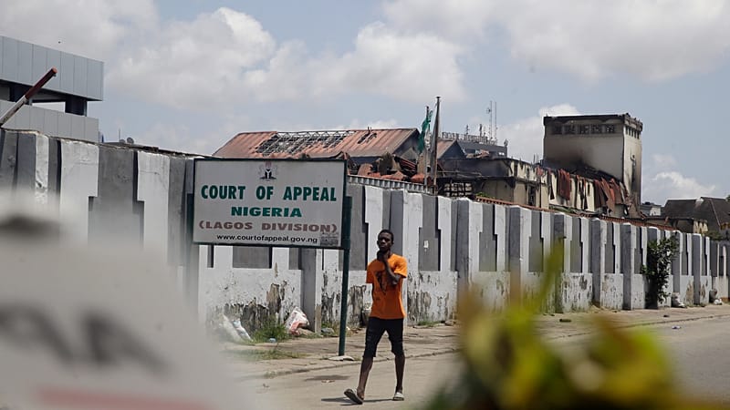 Video thumbnail for Nigeria drops terrorism charges against ex-justice minister: lawyer