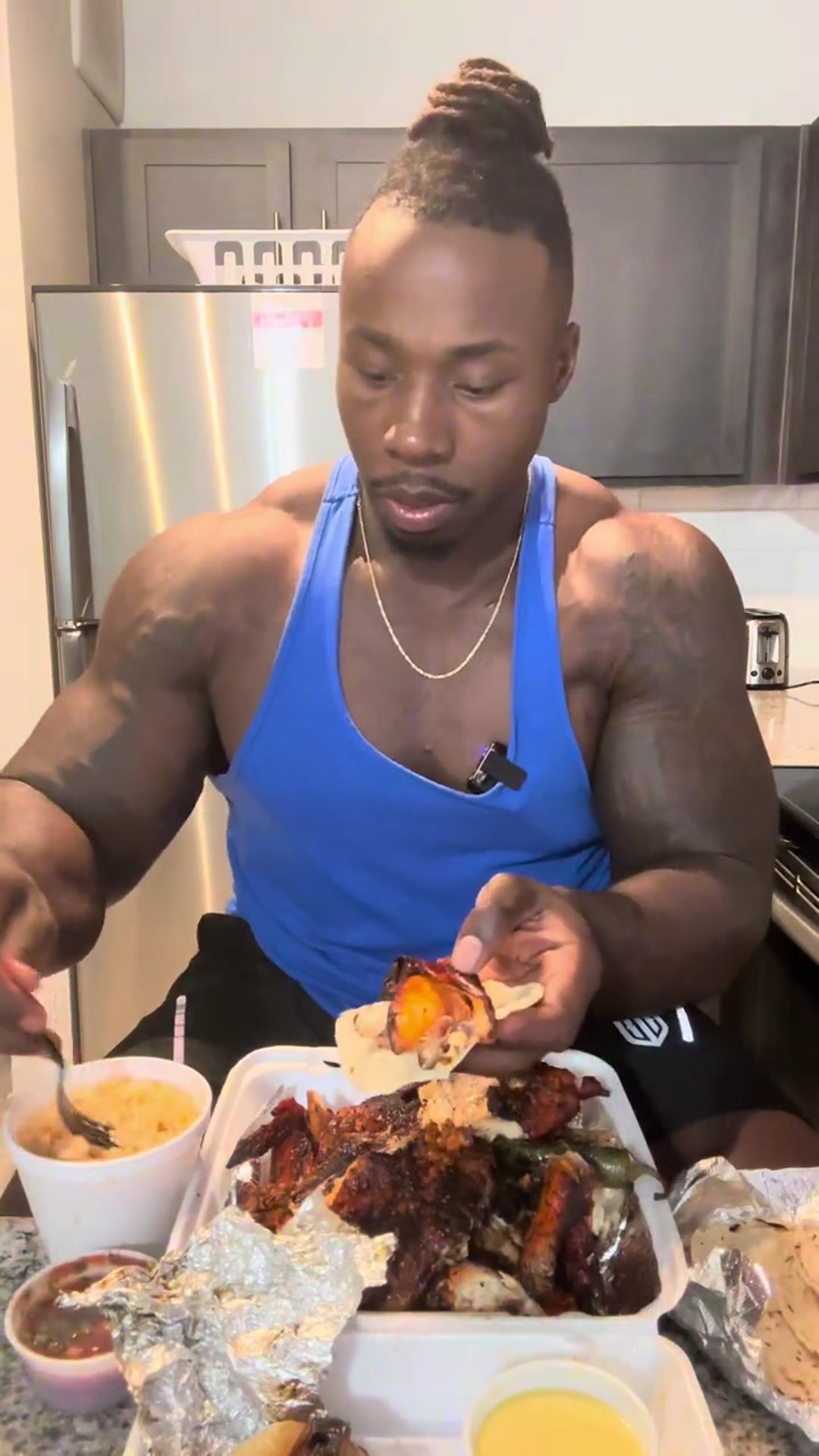Video thumbnail for Delicious  asmr  biggroove  foodie(720P HD)