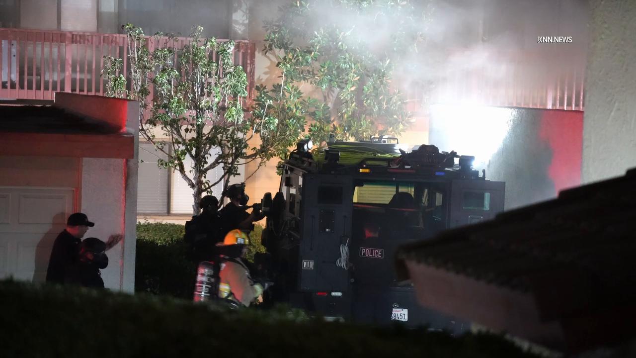 Video thumbnail for US, Los Angeles: Woodland Hills Standoff Escalates To Structure Fire Part 3.