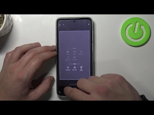 Video thumbnail for How to Edit Camera Modes on MOTOROLA Edge 20 Lite – Manage Camera Options