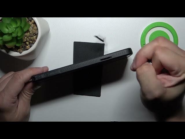 Video thumbnail for Does MOTOROLA Defy Have SD Card Slot?