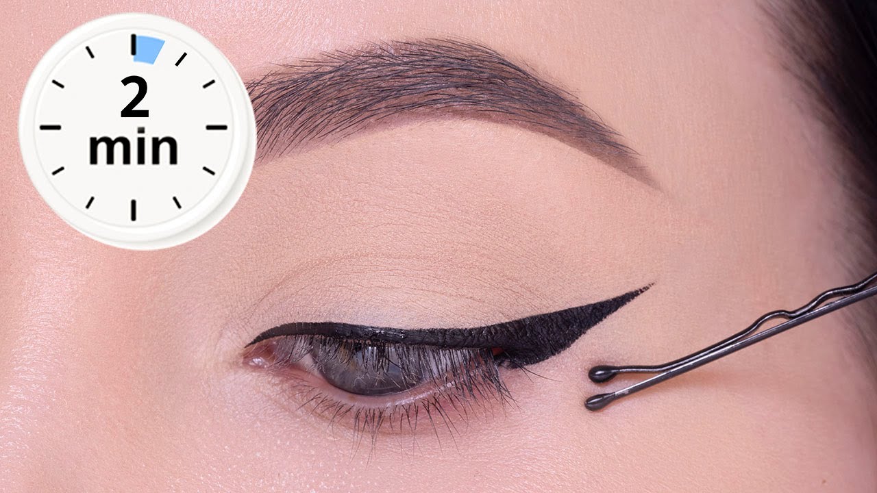 Video thumbnail for 2 MINUTE Eyeliner Tutorial Using A Bobby Pin?!