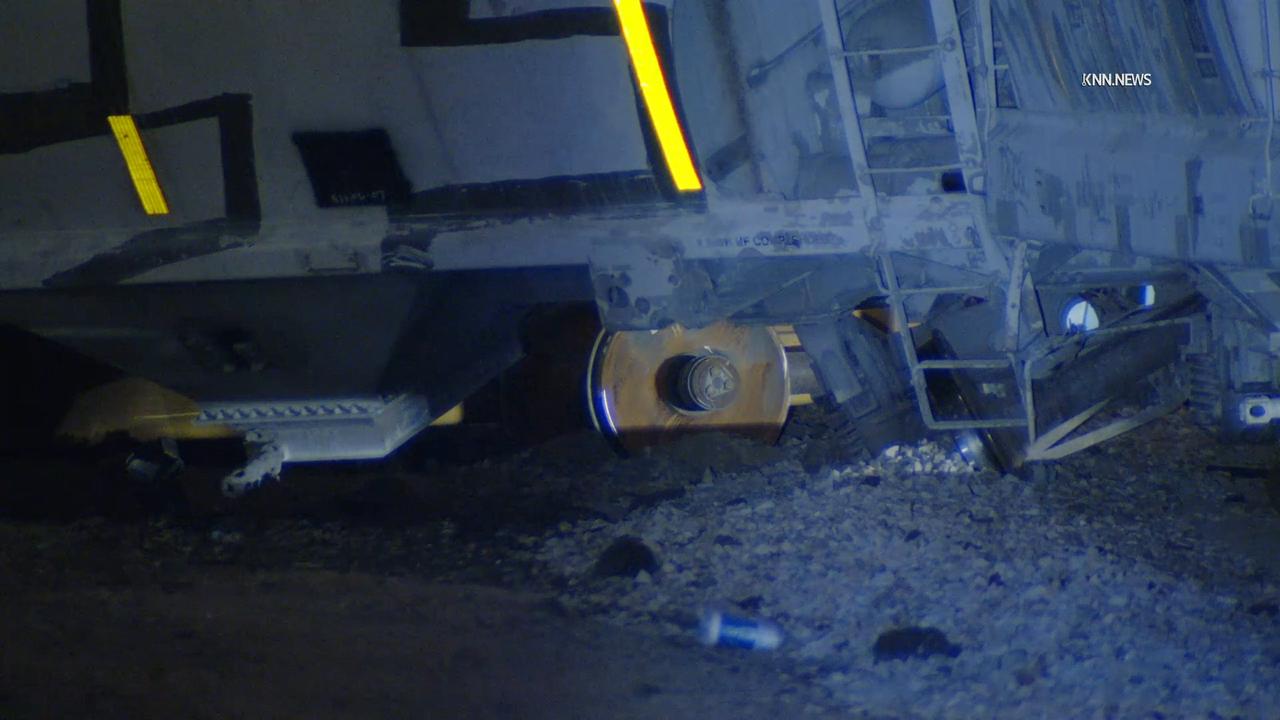 Video thumbnail for US, Phoenix: Mesa Union Pacific Train Derailment.