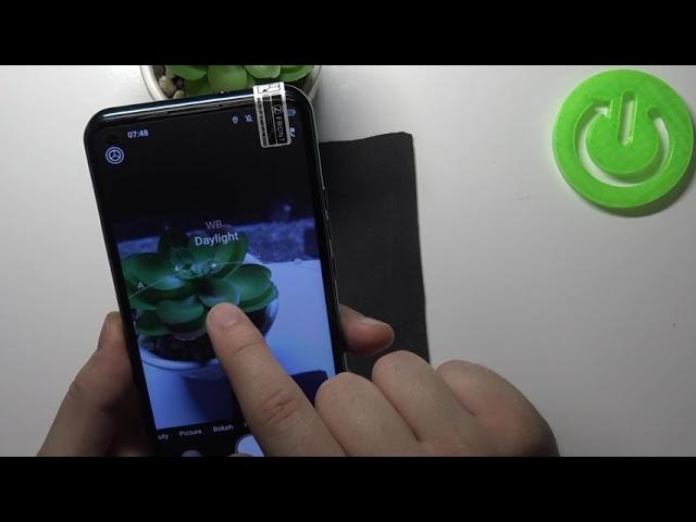 Video thumbnail for How to Enter & Use Camera Pro Mode in DOOGEE N30?