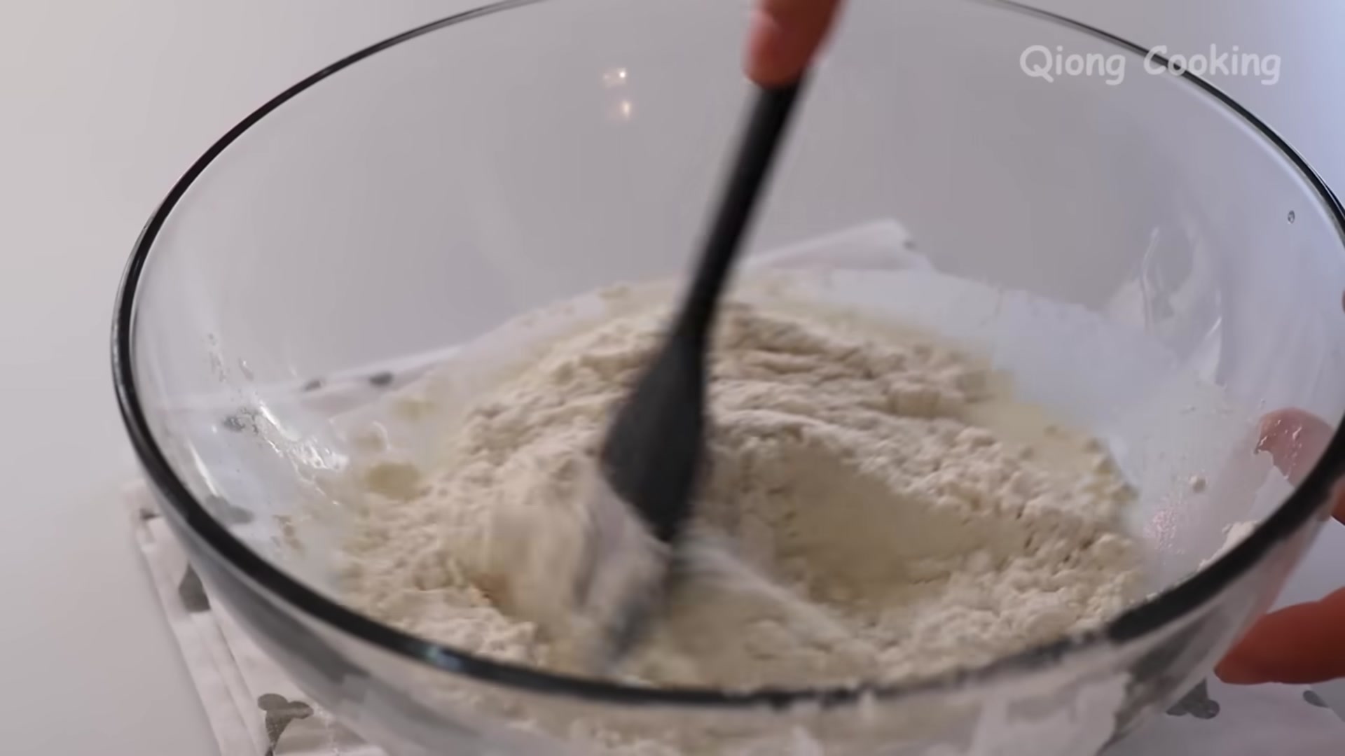 Video thumbnail for No oven No yeast Anyone has potato at home can do it Incredibly easy delicious and fast(720P HD)