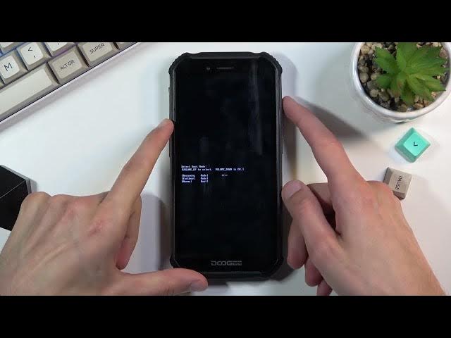 Video thumbnail for How to Wipe Cache Partition in Doogee S40 - Clear Cache