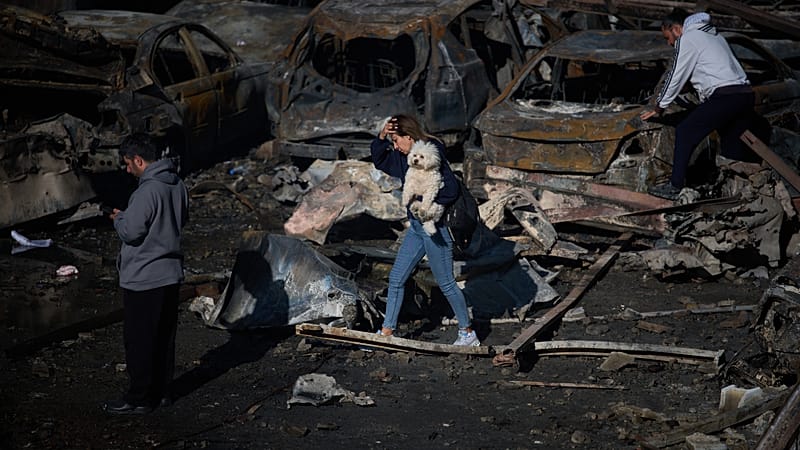 Video thumbnail for Fears Middle East ceasefire at risk after Israeli strikes on Lebanon kill 182 people