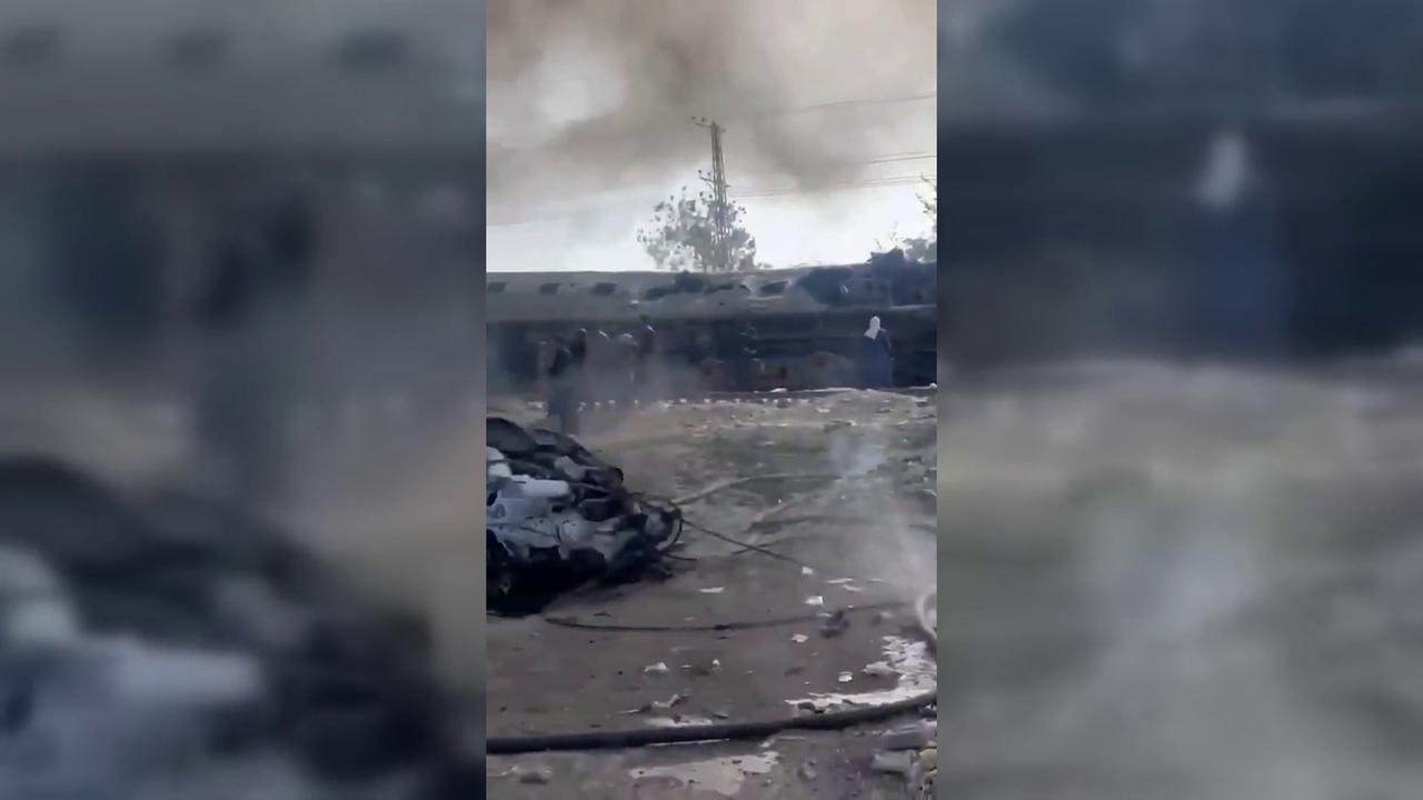 Video thumbnail for Pakistan: Suicide Attack Leaves a Heavy Death Toll in Pakistan.