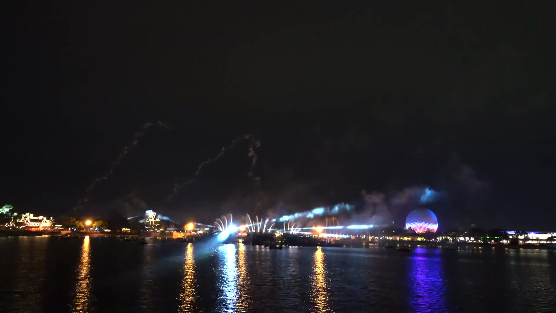 'Video thumbnail for Full Luminous - The Symphony of Us Fireworks Show at Epcot'