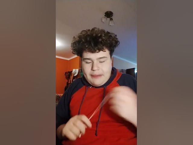 Video thumbnail for Barbie va Oppenheimer: resultado de locos