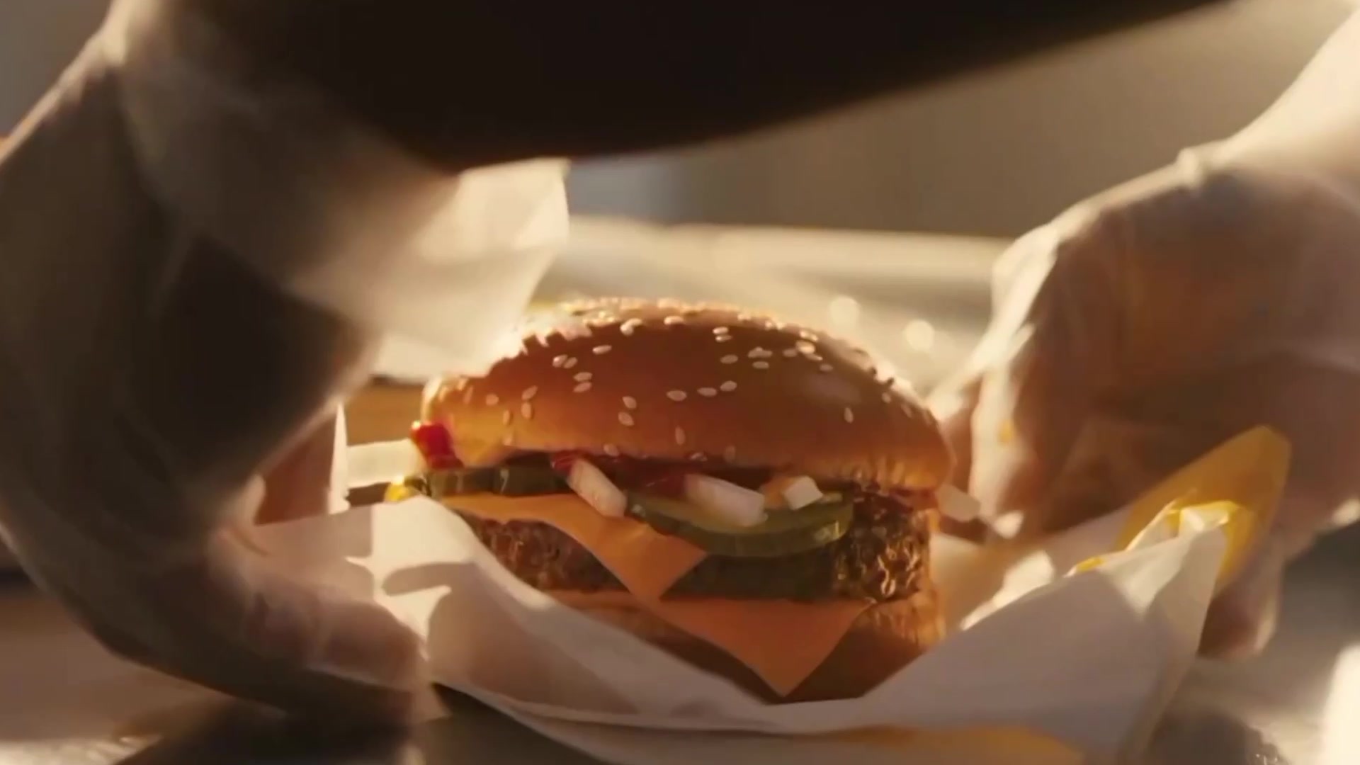 Video thumbnail for How To Guarantee A Fresh Patty On Your Next Big Mac, According To A Former McDonald's Chef