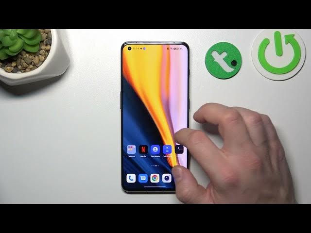 Video thumbnail for How To Enable & Disable App Drawer For OnePlus 11
