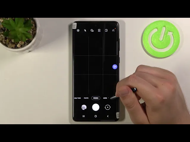 Video thumbnail for How to Activate Image Stabilization on SAMSUNG Galaxy Note 10 Lite – Optical Image Stabilization