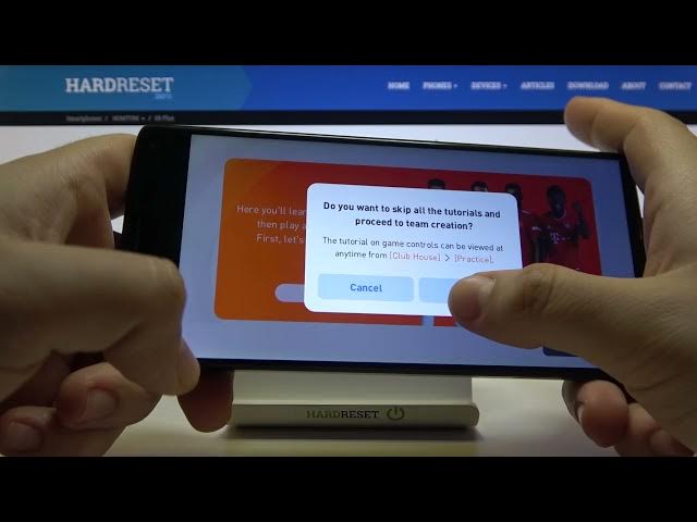Video thumbnail for Pro Evolution Soccer Gameplay on HOMTOM S9 Plus – Test Gaming Abilities