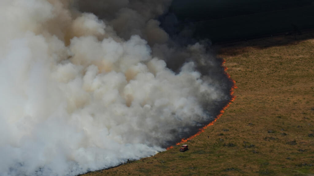 Video thumbnail for Firefighter 'morale remains high' as heatwave comes to France's blazing southwest