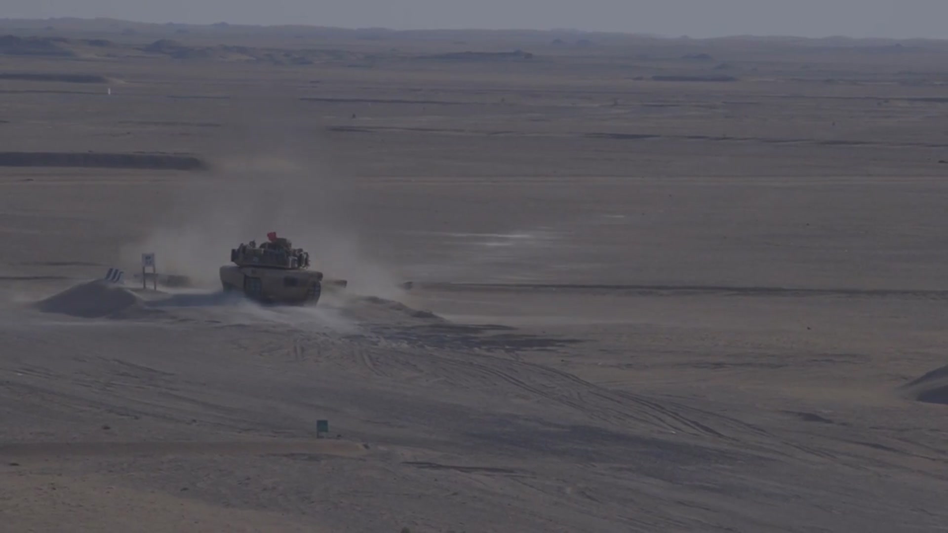 'Video thumbnail for Marines M1A1 Tanks • Live-Fire Exercise In Kuwait 2019'