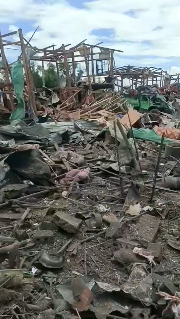 Video thumbnail for Explosives store blast kills dozens in Myanmar village