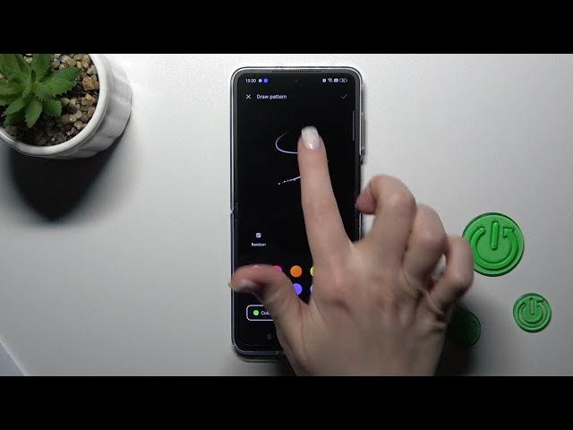 Video thumbnail for How to Customize AOD on OPPO Find N2 Flip? - Access AOD Settings
