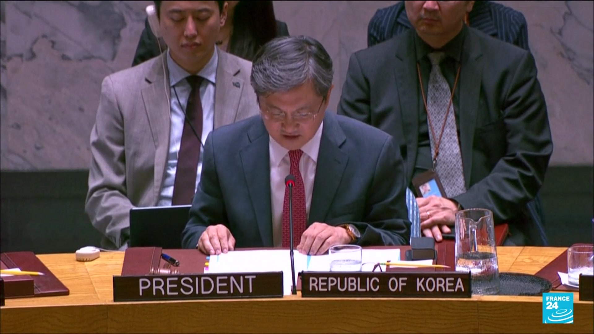 'Video thumbnail for UN Security Council votes to reimpose Iran nuclear sanctions, Tehran blasts ‘illegal’ move'