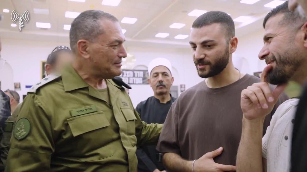 Video thumbnail for Israel: Israeli Military Chief Visits Druze Spiritual Leader for Eid al-Adha.