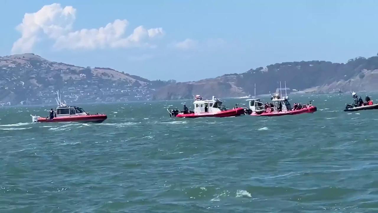 Video thumbnail for San Francisco: 1 Dead, 3 Missing After Boat Sinks Near Alcatraz Island VIDEO.