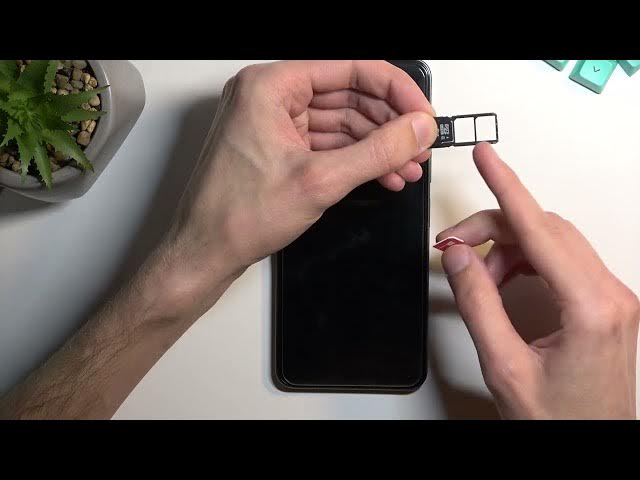 Video thumbnail for How to Enter Nano SIM Card and Micro SD Card Into OPPO A17