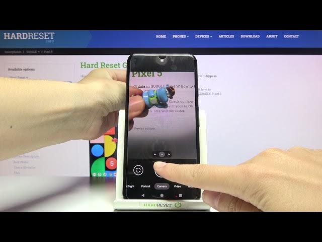 Video thumbnail for How to Take Motion Picture in GOOGLE Pixel 5 – Live Photo Feature