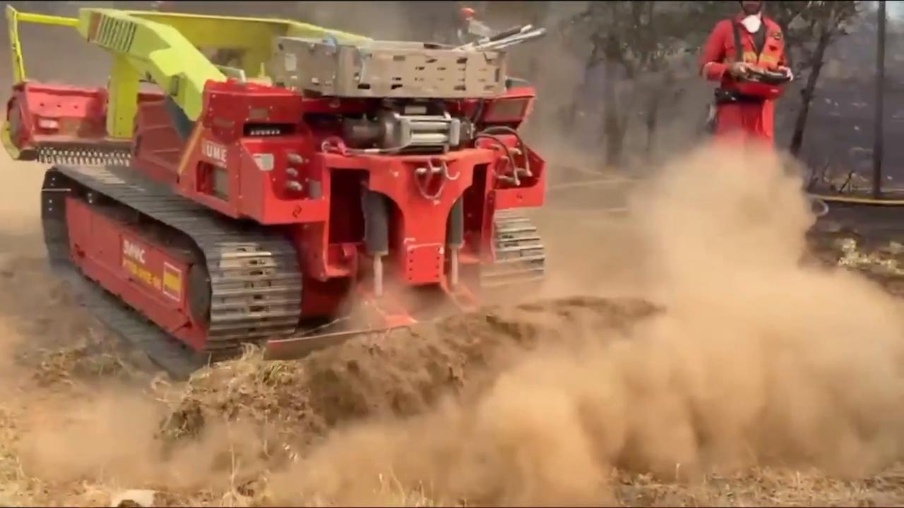 Video thumbnail for Spain: Firefighters continue wildfire containment efforts in Spain.