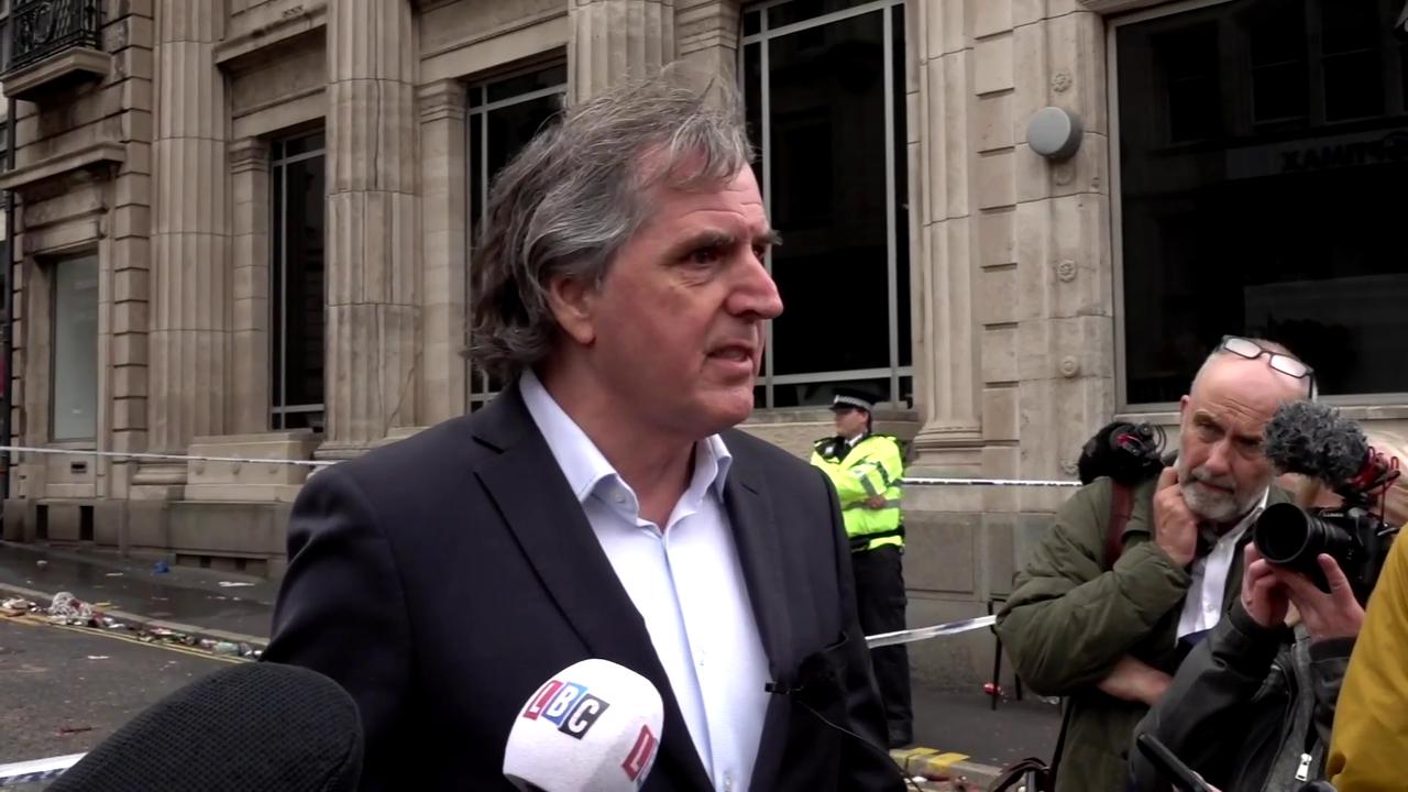 Video thumbnail for Liverpool mayor hits out at social media ‘cesspit’ after Liverpool parade horror