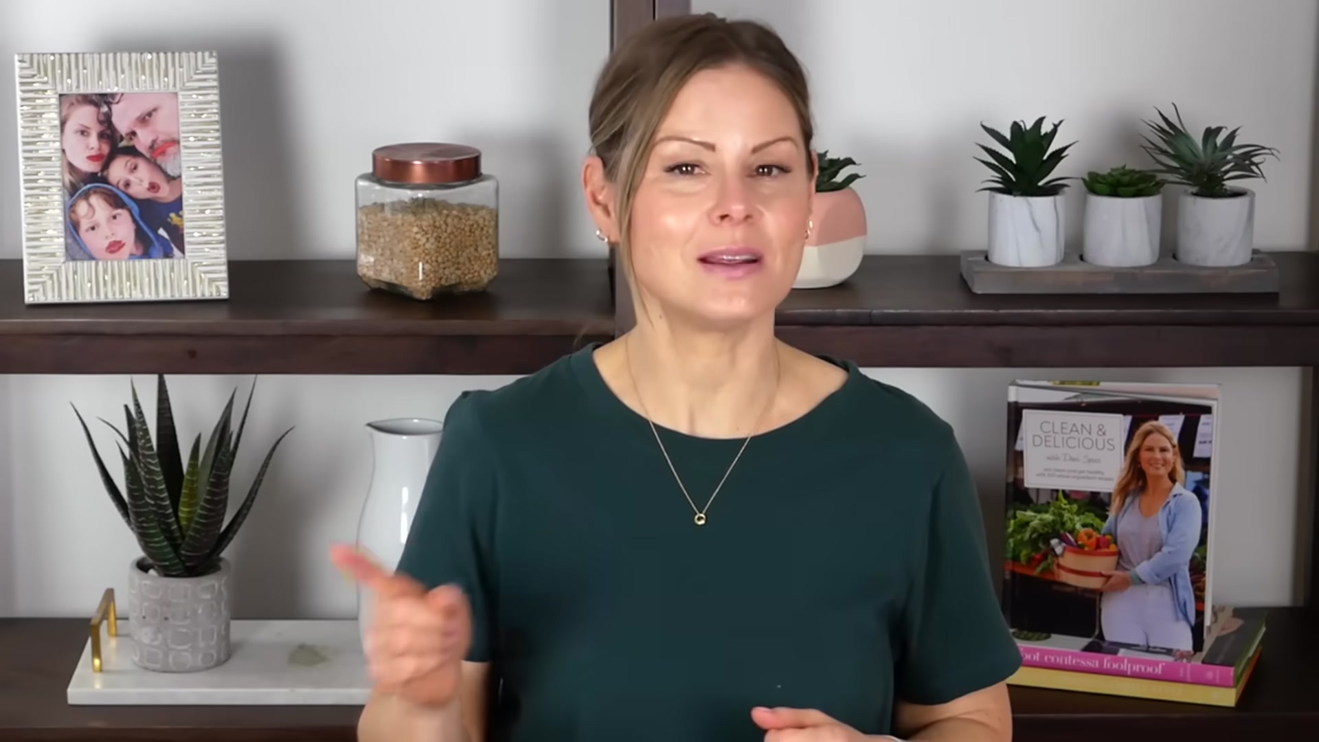 Video thumbnail for The REAL Reason Your Diet Is Failing You (And What to Do Instead_)(720P_HD)