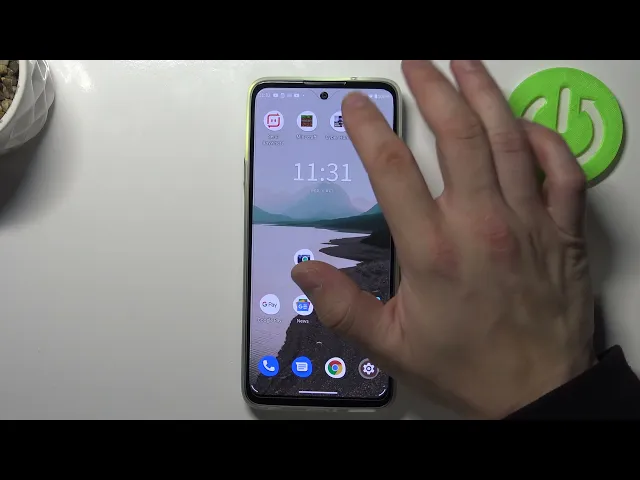 Video thumbnail for How to Turn On/Off Flashlight on MOTOROLA Edge 20 Lite – Enable/Disable Torch