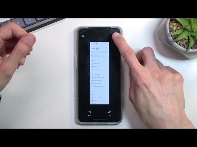 Video thumbnail for How to Take a Screenshot on the OnePlus Nord 2T