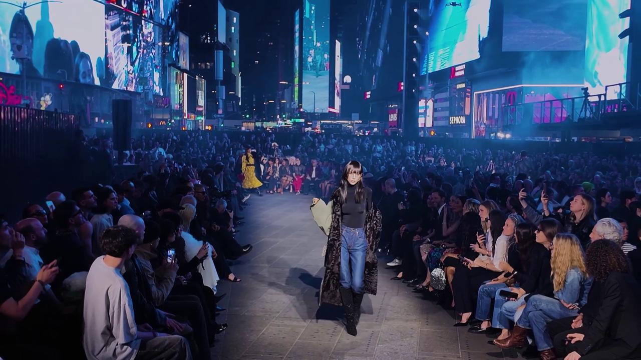 Video thumbnail for NY: GucciCore Fashion Show 8.