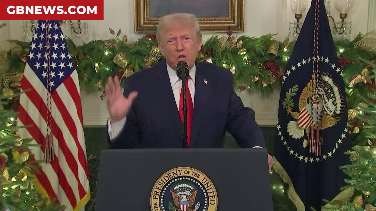 Video thumbnail for Donald Trump makes three major announcements in late-night address to the nation - Watch in full