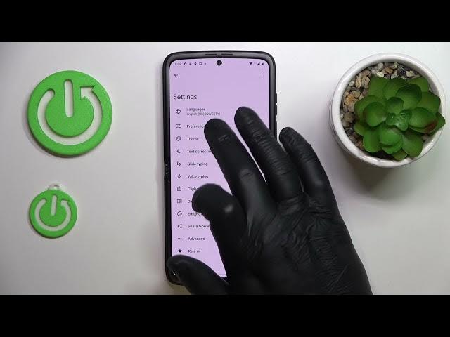 Video thumbnail for Motorola Razr 2022 - How To Add Numbers to Keyboard