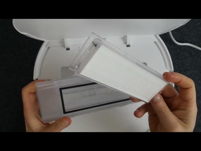 Video thumbnail for How to Install a New Filter on XIAOMI Mi Robot Vacuum-Mop 2 Lite | Step-by-Step Guide