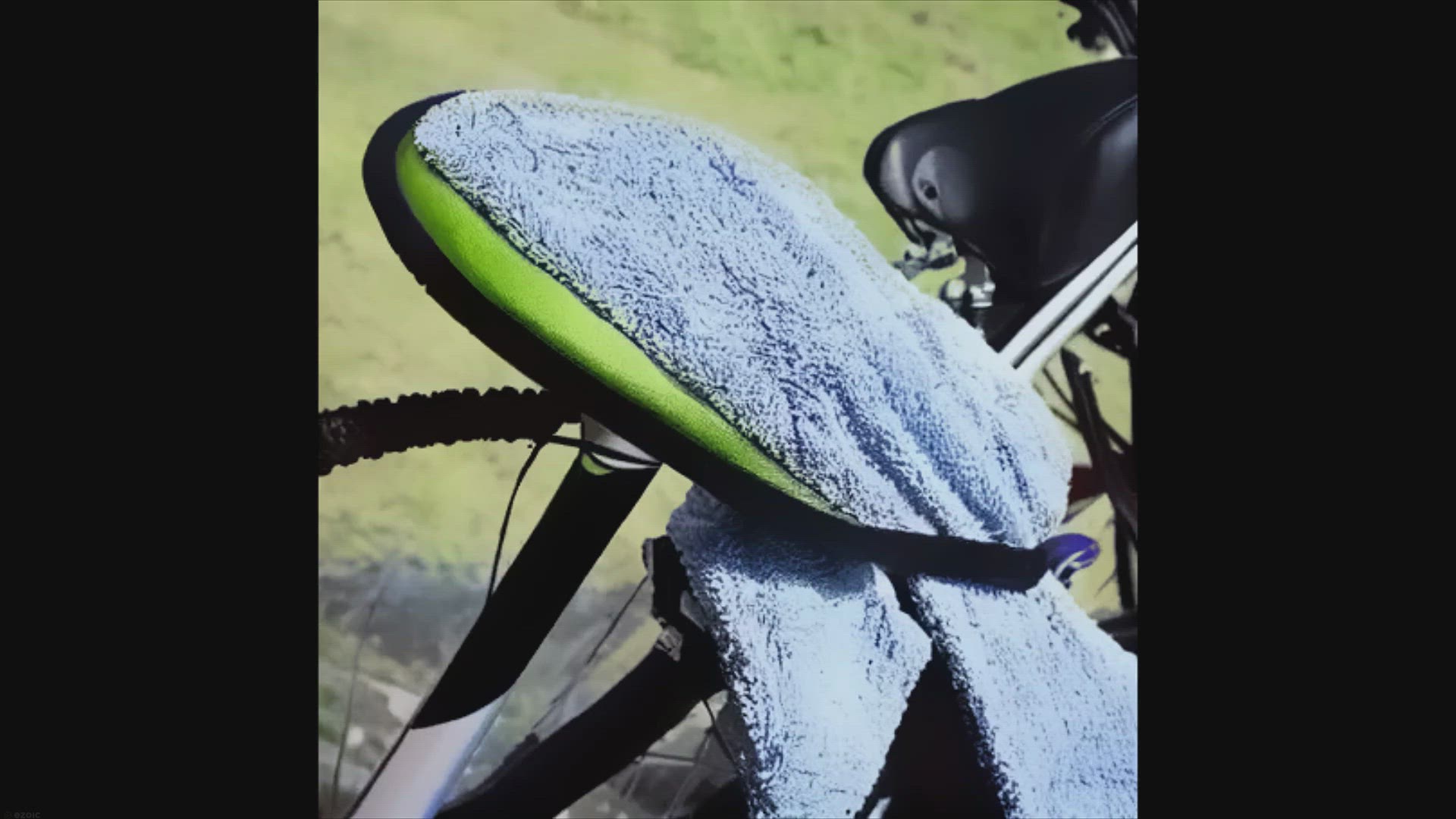 Video thumbnail for Bike Seat