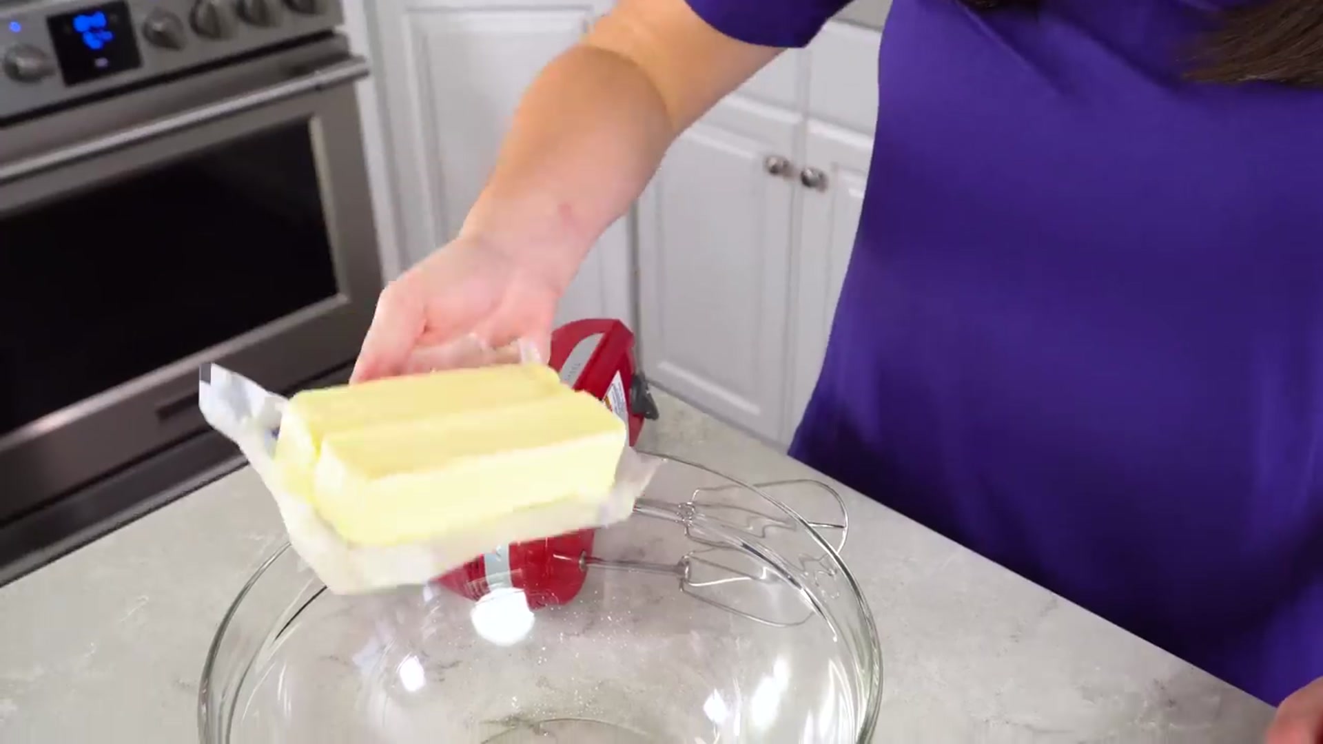 Video thumbnail for How to Make Perfect Buttercream Frosting   The Stay At Home Chef(720P HD)