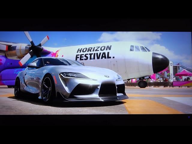 Video thumbnail for Insane Xbox Series X Forza Horizon 5 Camera Gameplay You Have to See to Believe!