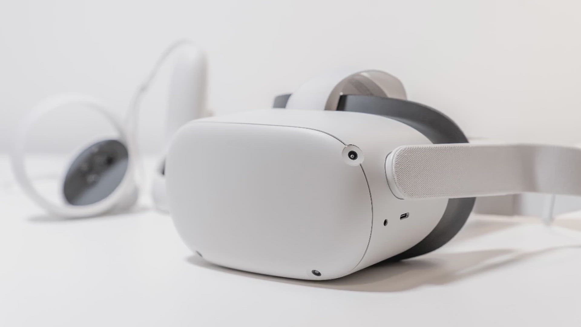 Video thumbnail for Meta Quest 3 Features Overview